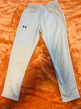Under Armour Fleece ColdGear Sweatpants Medium Gray - Size Medium. Like New